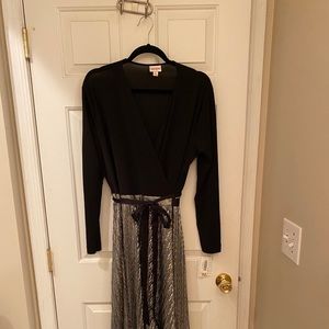 Lularoe Deanne elegant black and silver nwt